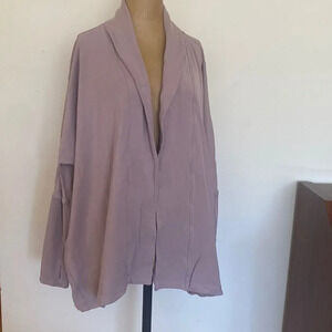 Lululemon sz 10 Back In Action Wrap Smoky Blush great pre owned condition